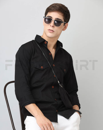 Frankshirt Double Pocket Black Solid Tailored Fit Cotton Casual Shirt for Man